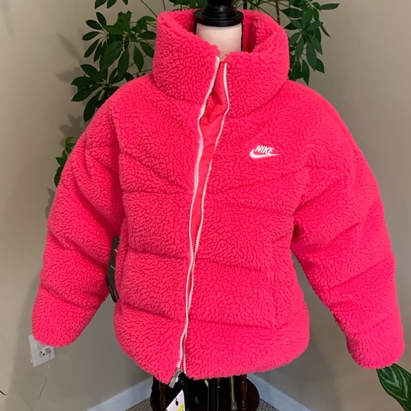 Nike Winter Coat - Picture 3 of 9